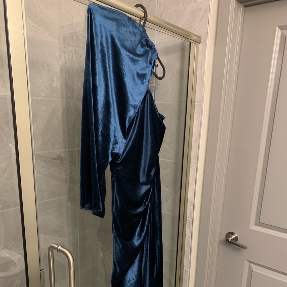 Velvet blue